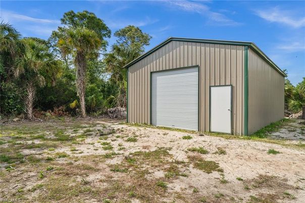 Backyard, Detached Garage, Exterior