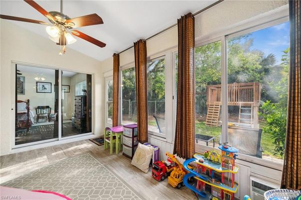 Interior, Sun Room, Wood Texture Flooring