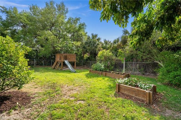 Backyard, Exterior, Playground