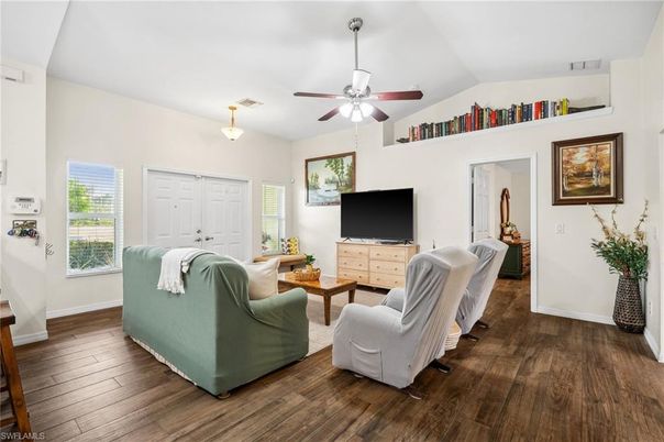 Interior, Living room, Pendant Lights, Wood Texture Flooring