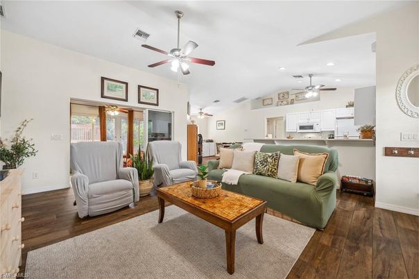 Interior, Kitchen, Living room, Recessed Lighting, Wood Texture Flooring
