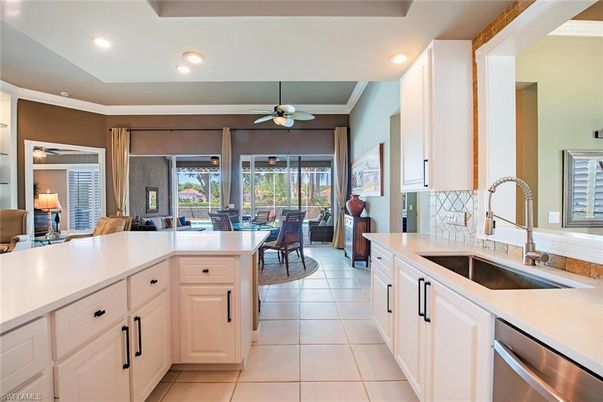 Dining room, Interior, Kitchen, Recessed Lighting, Stainless Steel Appliances