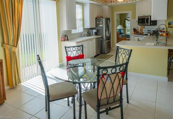 Dining room, Interior, Kitchen