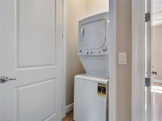 Interior, Utility Closets, Washer, Wood Texture Flooring