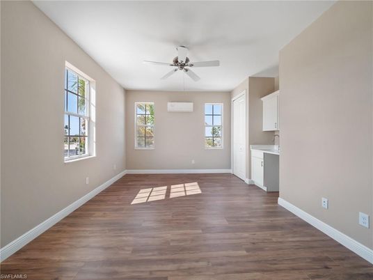 Empty room, Interior, Wood Texture Flooring