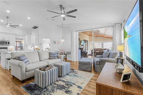 Interior, Kitchen, Living room, Pendant Lights, Recessed Lighting, Stainless Steel Appliances, Wood Texture Flooring