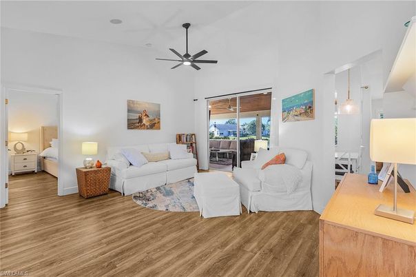 Interior, Living room, Pendant Lights, Wood Texture Flooring