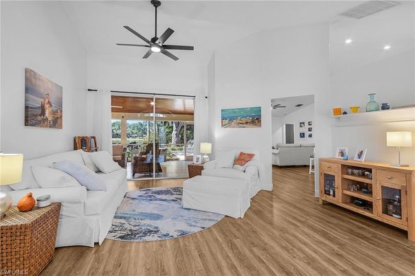 Dining room, Interior, Living room, Recessed Lighting, Wood Texture Flooring