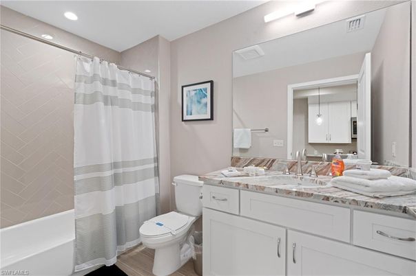Bathroom, Interior, Pendant Lights, Recessed Lighting, Wood Texture Flooring