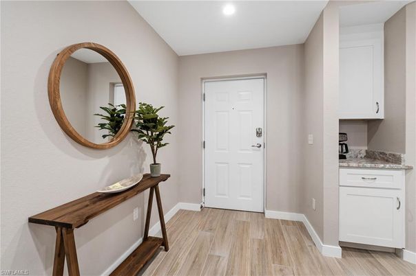 Interior, Recessed Lighting, Wood Texture Flooring