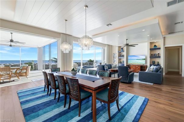 Chandelier, Dining room, Interior, Living room, Recessed Lighting, Wood Texture Flooring