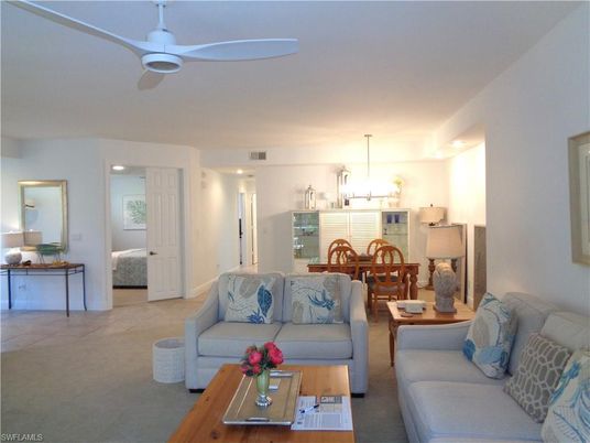 Chandelier, Dining room, Interior, Living room, Recessed Lighting