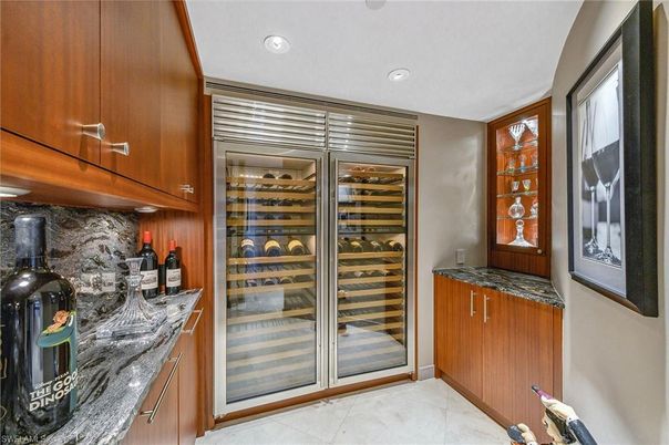 Interior, Recessed Lighting, Wine Storage