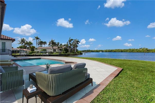 Exterior, Lake, Pool