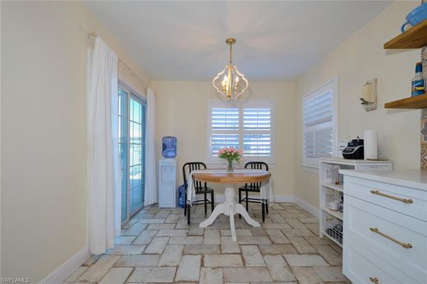 Dining room, Interior, Pendant Lights