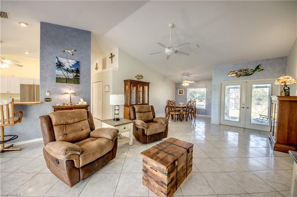 Dining room, Interior, Living room, Recessed Lighting