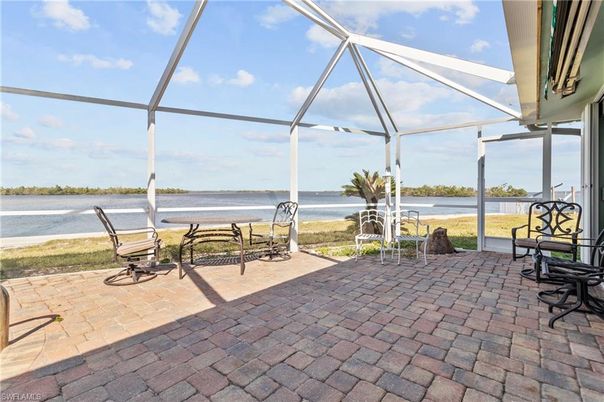 Glass Ceilings, Interior, Sun Room, Water