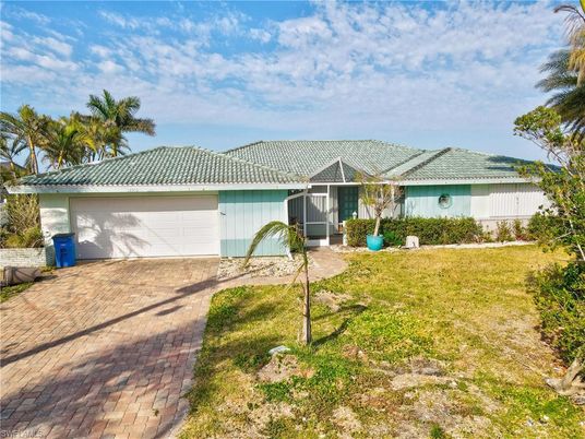 Attached, Backyard, Exterior, Facade, Ranch