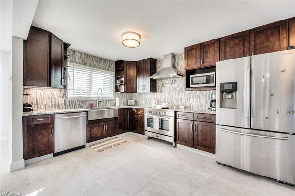 Interior, Kitchen, Stainless Steel Appliances