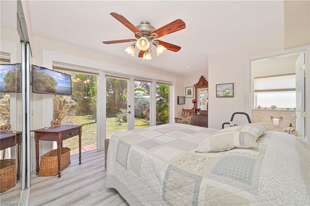 Bedroom, Interior, Water, Wood Texture Flooring