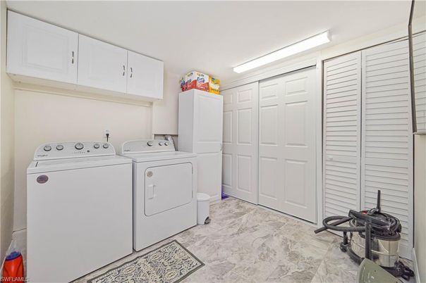 Interior, Washer