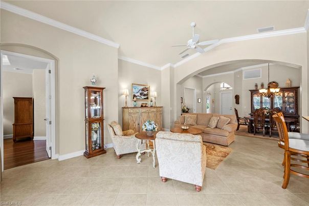 Chandelier, Dining room, Interior, Living room, Wood Texture Flooring
