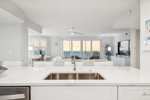 Dining room, Interior, Kitchen, Living room, Water