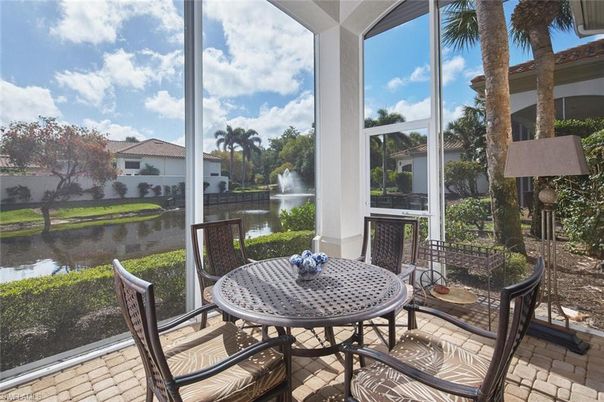 Dining room, Interior, Sun Room, Water
