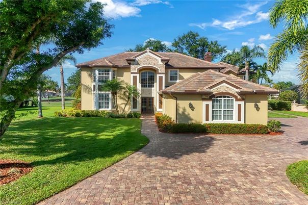 Backyard, Exterior, Facade, French Provincial