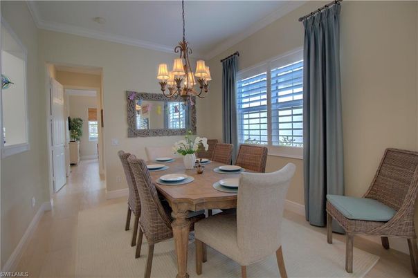 Chandelier, Dining room, Interior