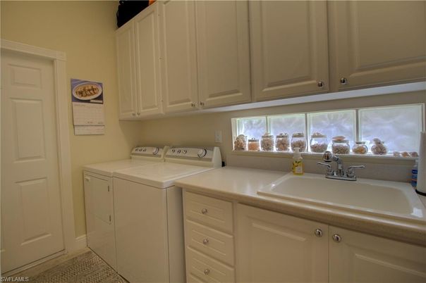 Interior, Washer