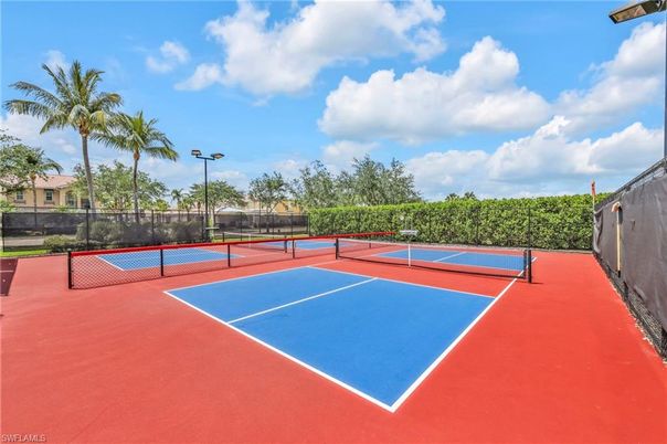 Exterior, Tennis Courts