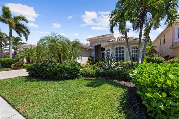 Backyard, Exterior, Facade, Mediterranean