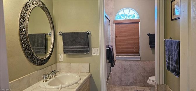Bathroom, Interior, Tile Countertops