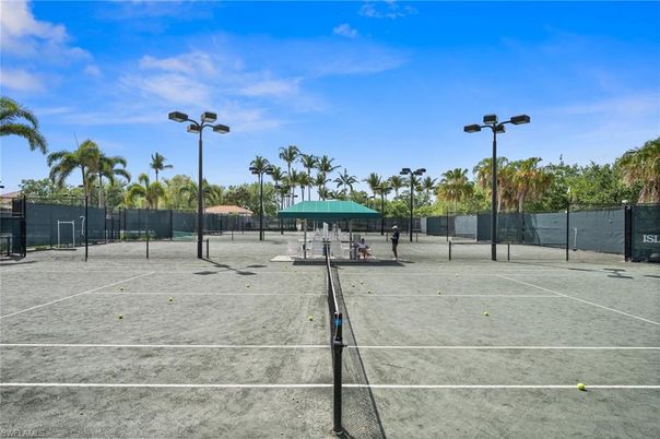 Exterior, Tennis Courts