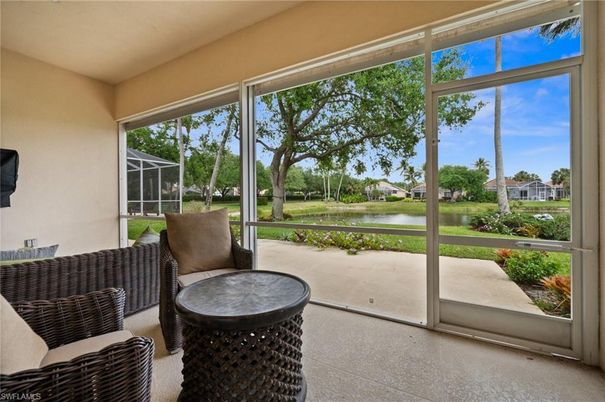 Interior, Sun Room, Water