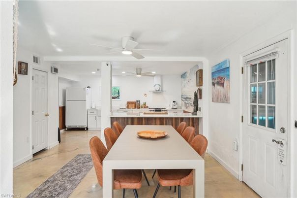 Dining room, Interior, Kitchen, Recessed Lighting