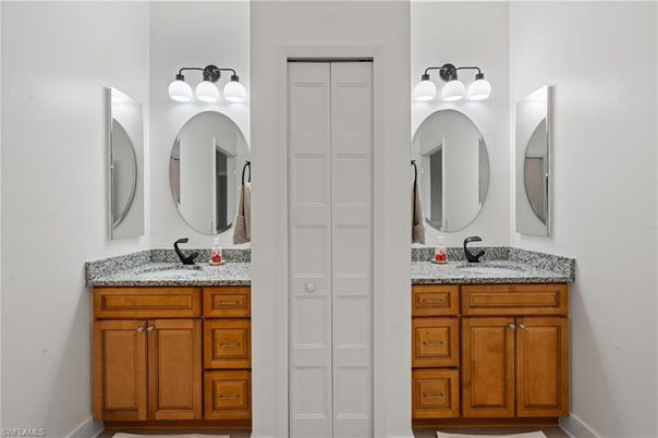 Bathroom, Dual Sink Vanities, Interior