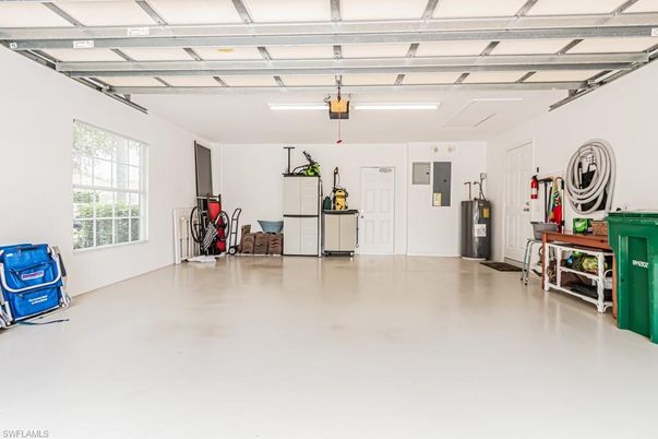 Garage, Interior