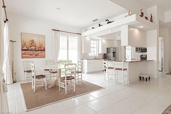 Dining room, Interior, Kitchen, Recessed Lighting, Stainless Steel Appliances