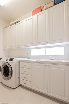 Interior, Washer