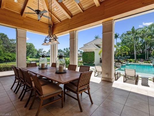 Dining room, Exterior, Pool, Wooden Ceilings