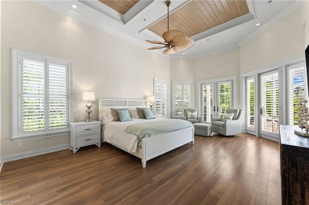 Bedroom, Interior, Recessed Lighting, Wooden Ceilings, Wood Texture Flooring