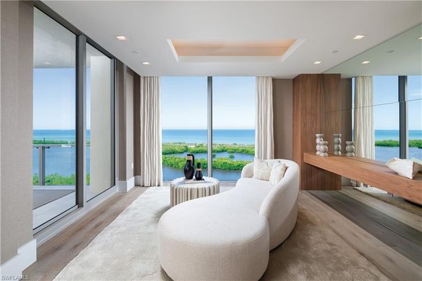 Interior, Recessed Lighting, Water, Wood Texture Flooring