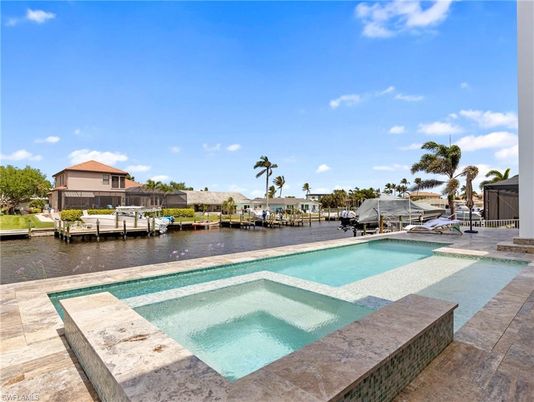 Exterior, Lake, Pool