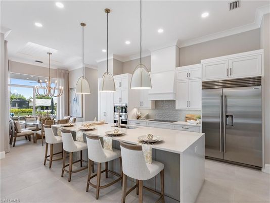 Dining room, Interior, Kitchen, Pendant Lights, Recessed Lighting, Stainless Steel Appliances
