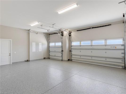 Garage, Interior