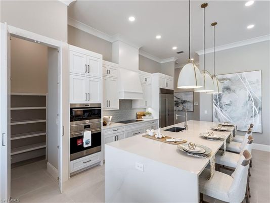 Interior, Kitchen, Pendant Lights, Recessed Lighting, Stainless Steel Appliances