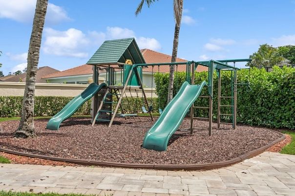 Backyard, Exterior, Playground