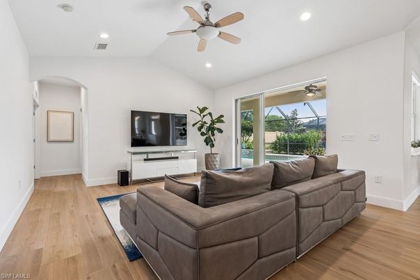 Interior, Living room, Recessed Lighting, Wood Texture Flooring